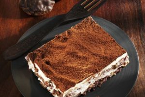 christmas-tiramisu-with-gingerbread-524540