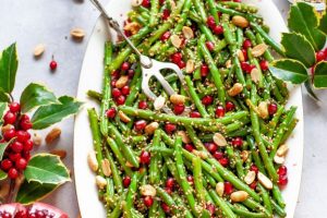 green-bean-pomegranate-peanut-salad-669093